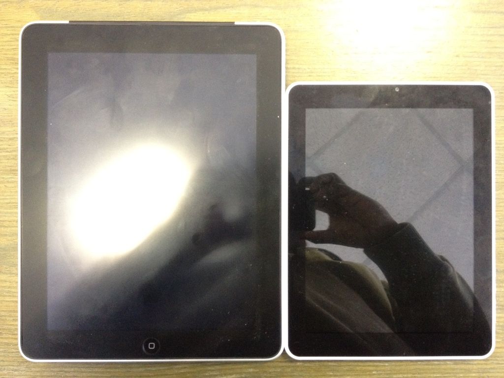 i_Pad_1_vs_t_Pad_p85.jpg