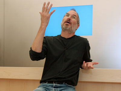 steve-jobs-apple-hands-ap.jpg