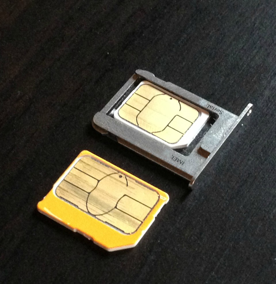 Купить сим на айфон. Слот Micro SIM. Айфон 11 слот для сим. Iphone 14 Pro Nano SIM. 2 Nano SIM iphone.