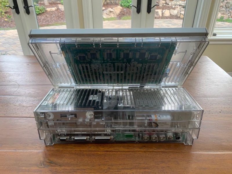 macintoshportableprototype6-800x600.jpg
