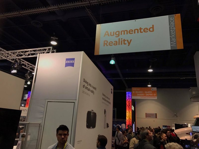zeissbooth-800x600.jpg