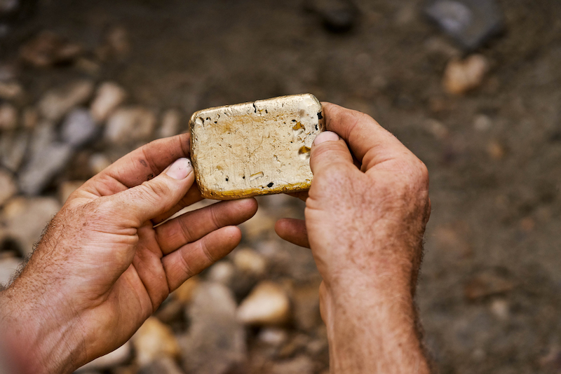 salmon-gold-bar.jpg