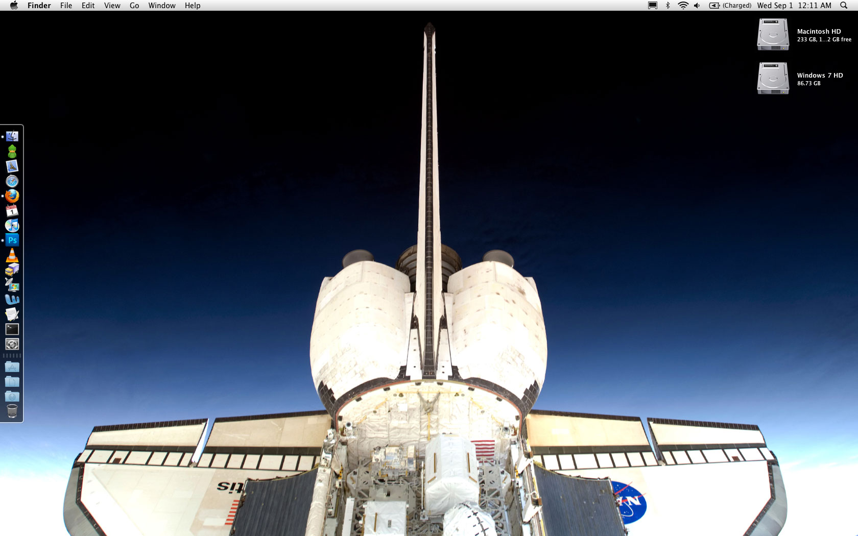 trekMB_deskSept2010.jpg