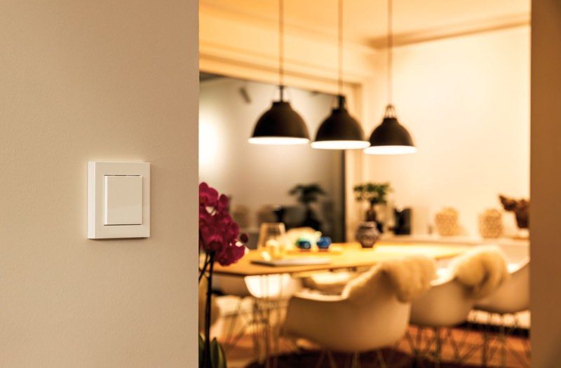 evelightswitch-800x525.jpg