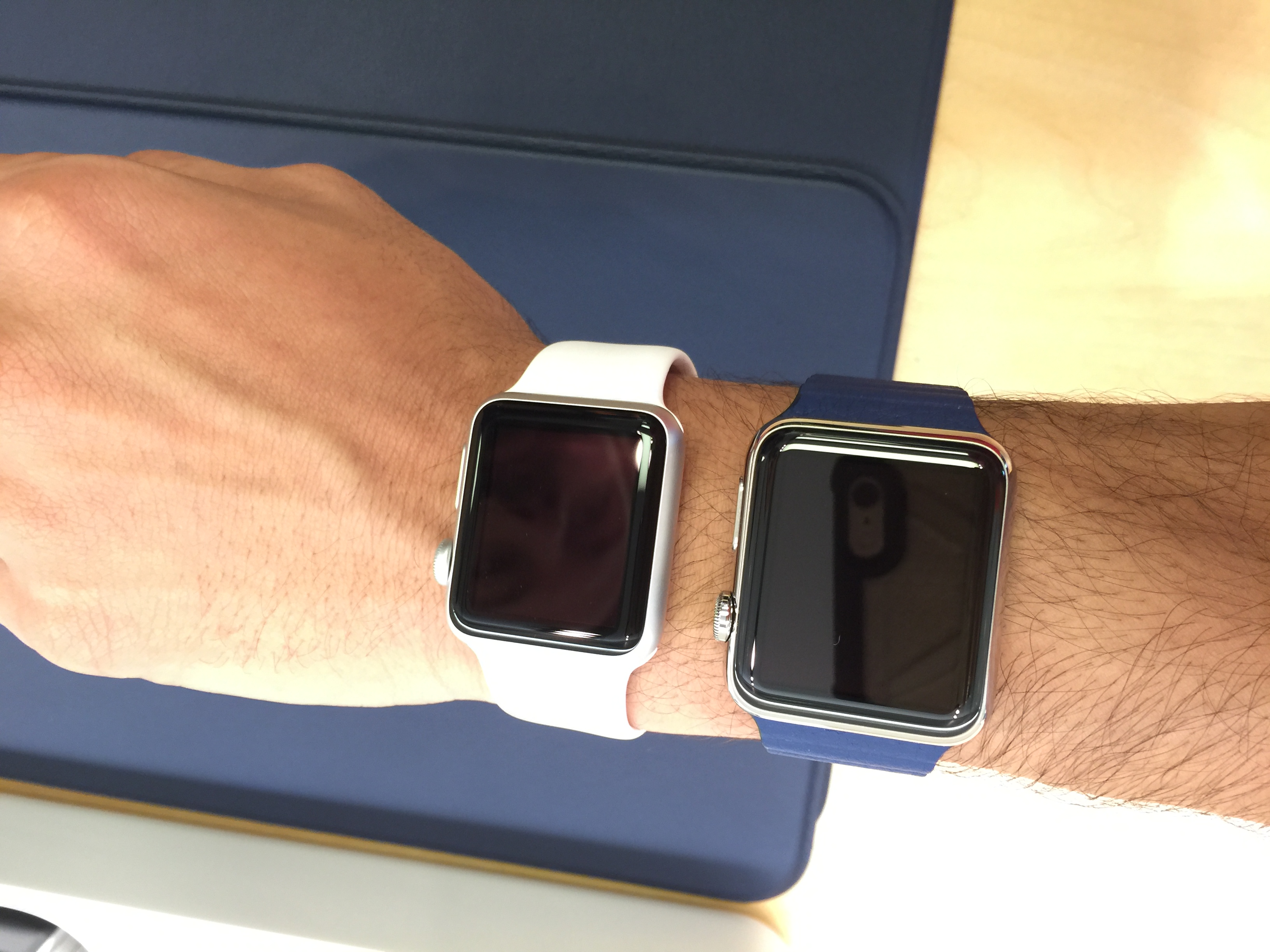 Сравнение apple watch ultra. Эппл вотч 38 мм. Apple IWATCH 42mm. Apple watch Series 8 41mm. Эппл вотч 38 и 42 мм.