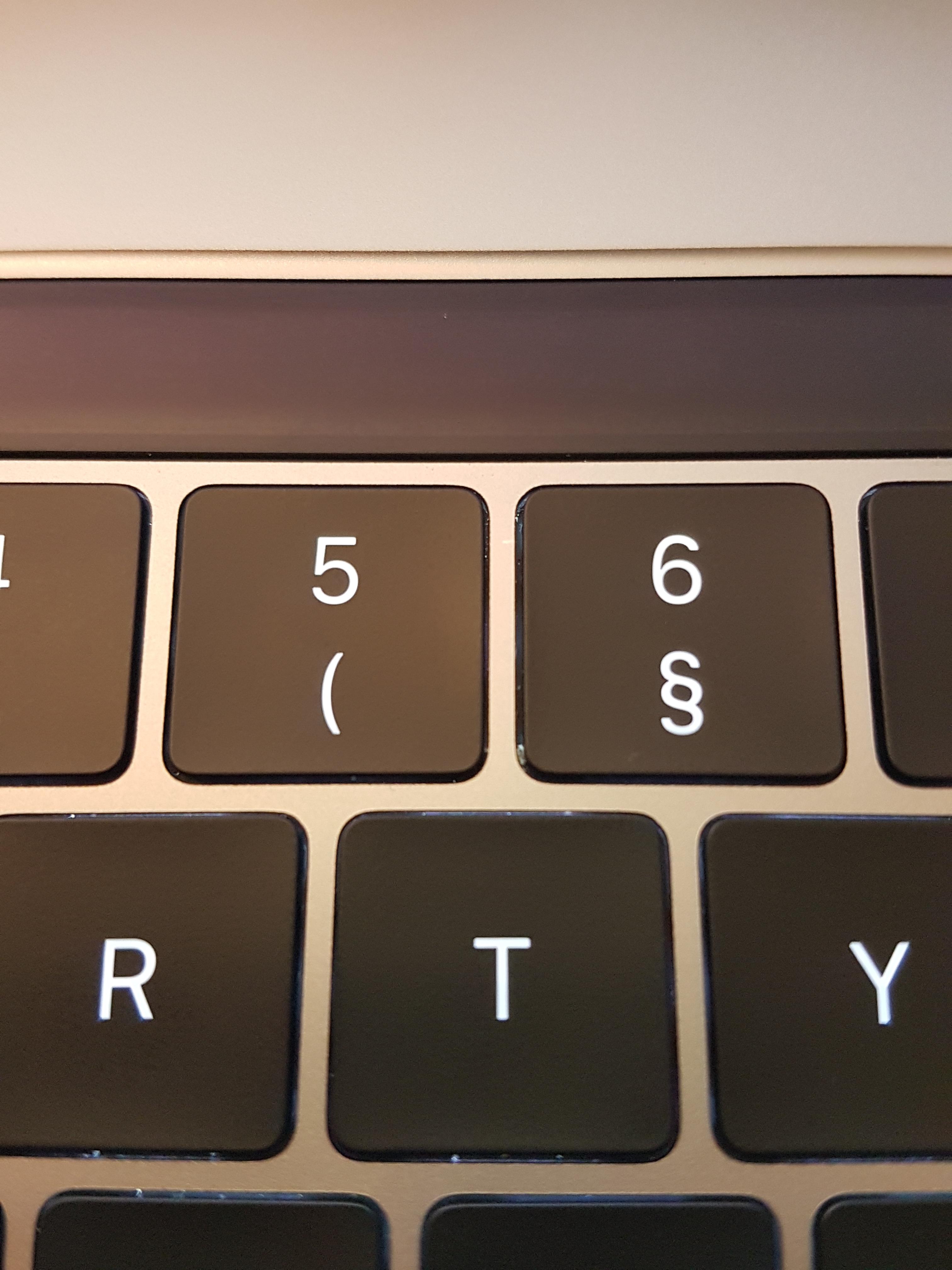 1480674407-mac.jpg