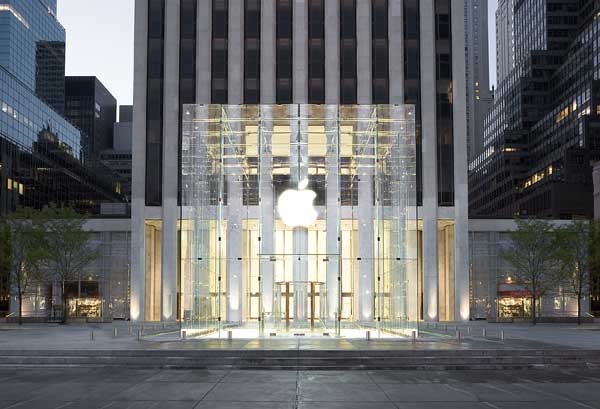 retail-fifth-ave-pr1.jpg