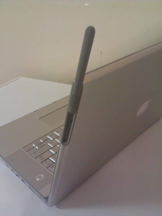macbookpro_3G.jpg