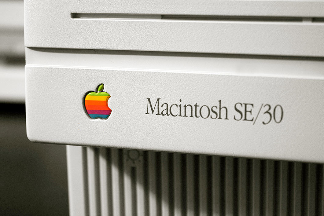 macintosh_se_30.jpg