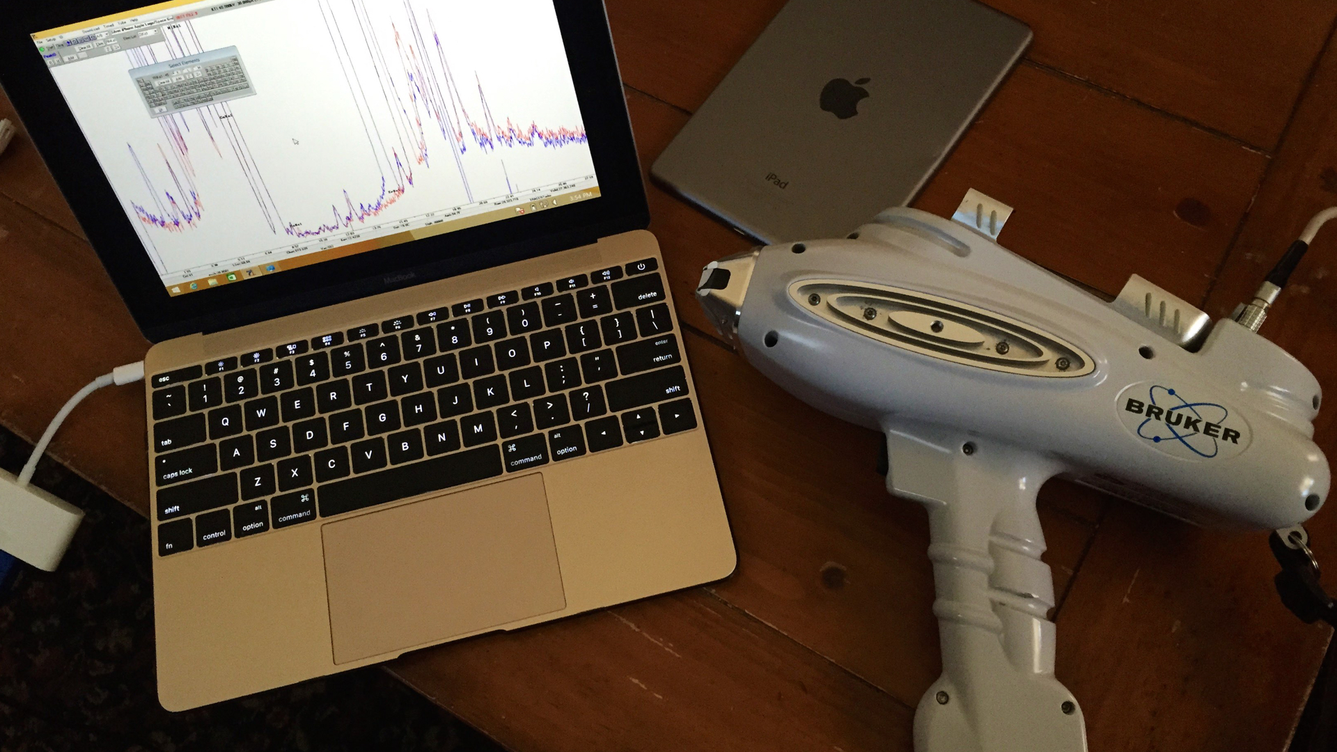 AppleAnalysis.002.jpg