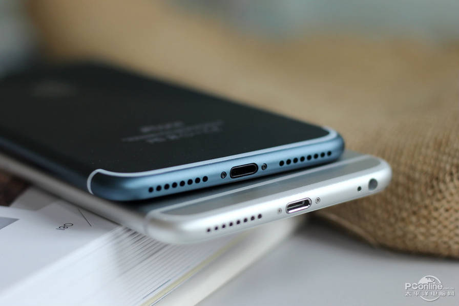 Alleged-iPhone-7-Plus-in-Deep-Blue.jpg