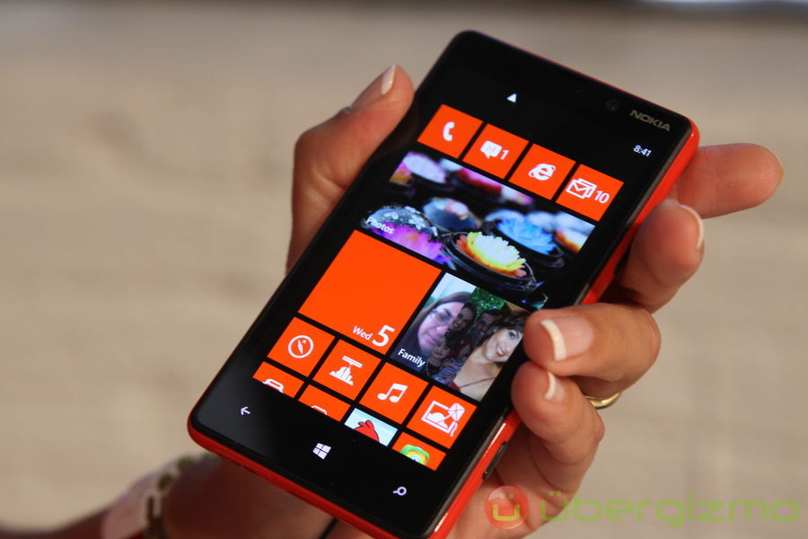 nokia-lumia-920-820-hands-on-07.jpg