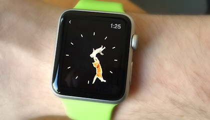 kitty-clock-app-on-watch1.png