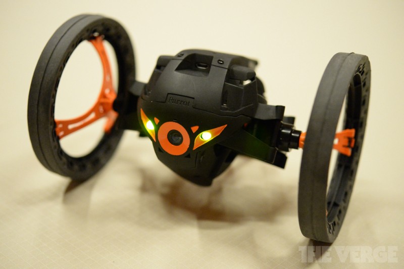 parrot_jumping_sumo_verge-800x532.jpg