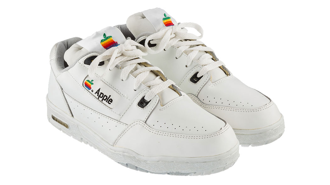 1496919649_Apple-Computer-Sneakers.jpg