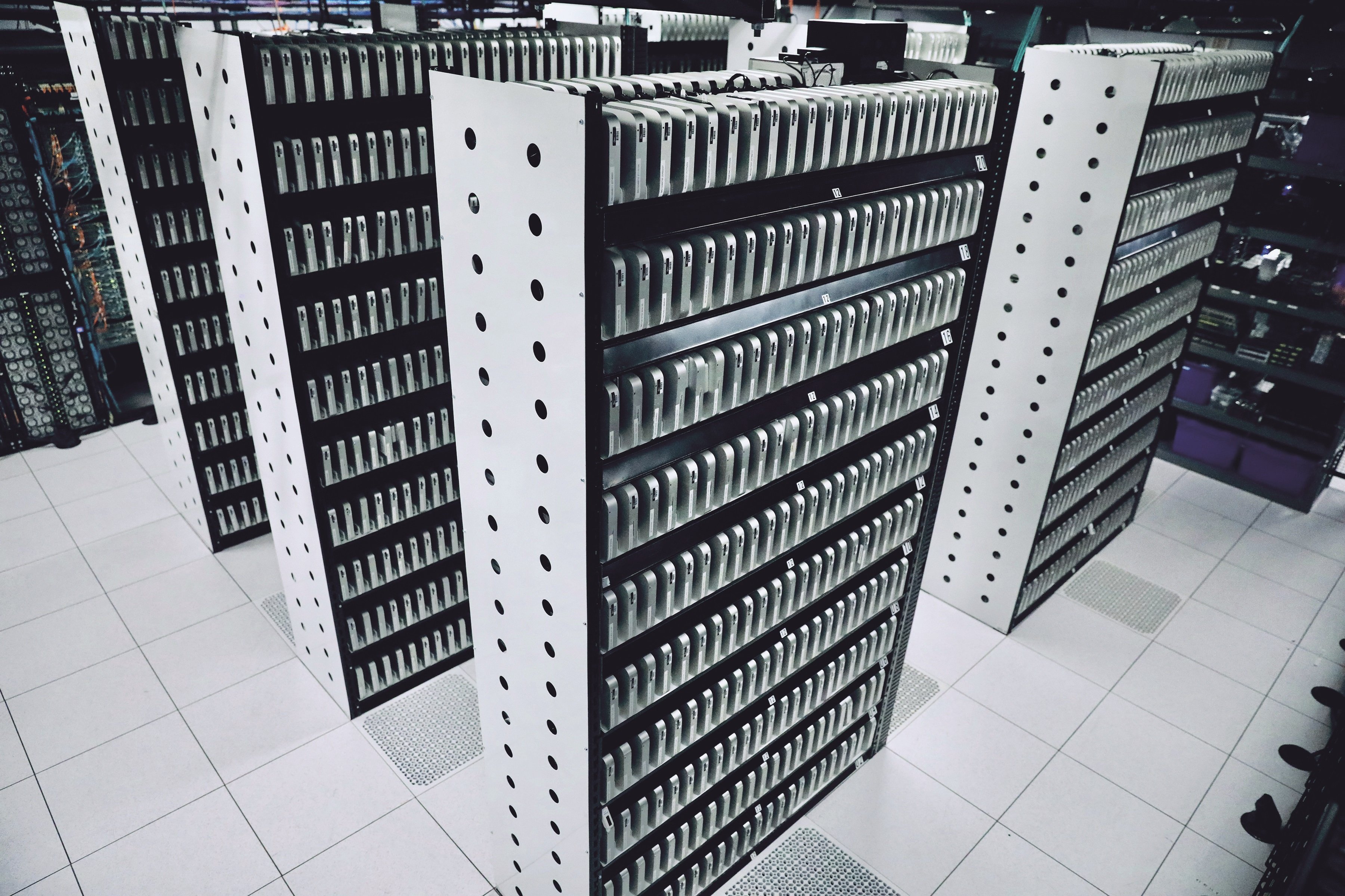 Macmini_MacStadium.original.jpg
