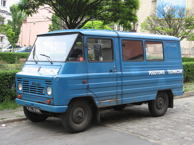 800px-Zuk_side.jpg