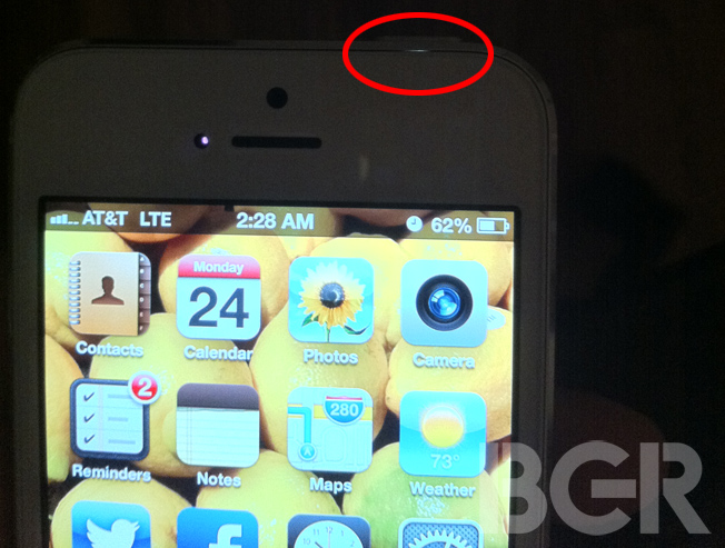 iphone5-light-leak2.jpg