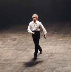 tumblr_n5fq1evFfD1qzc7e8o3_250.gif