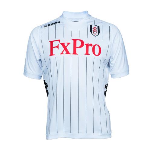 New-Fulham-Home-Kit-2013.jpg