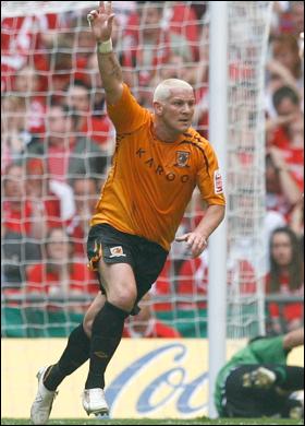 Dean_Windass2_280x3_493882a.jpg