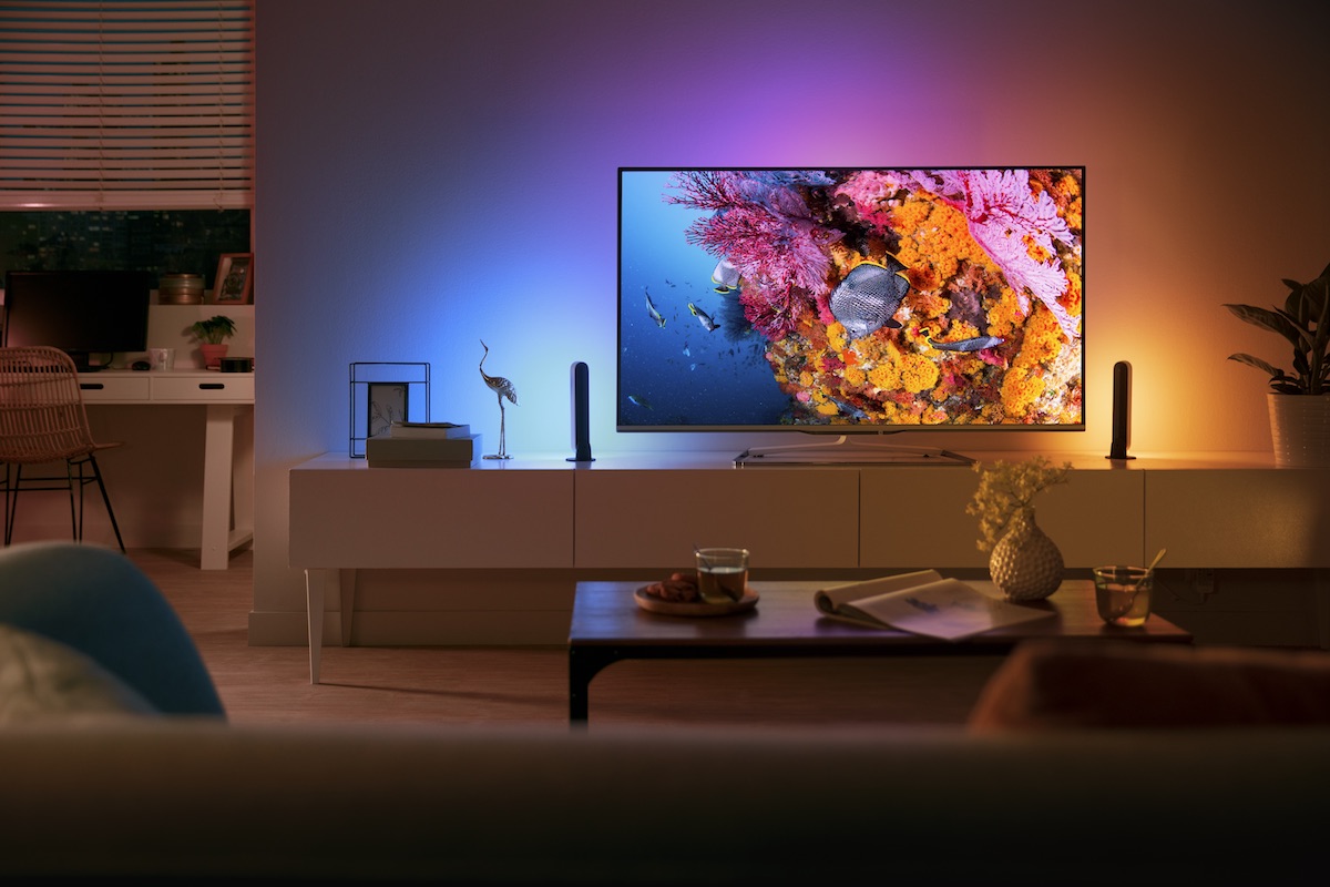 Hue-Play-2.jpg