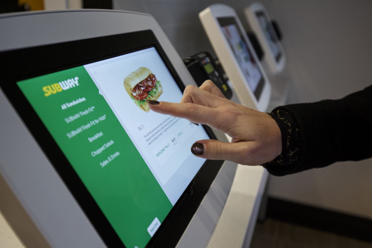 subway-kiosk-apple-pay.jpg