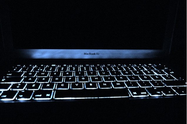 Macbook-AIr-Backlit-Keyboard.jpg