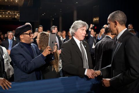 spike_lee_ipad_2_president_obama.jpg