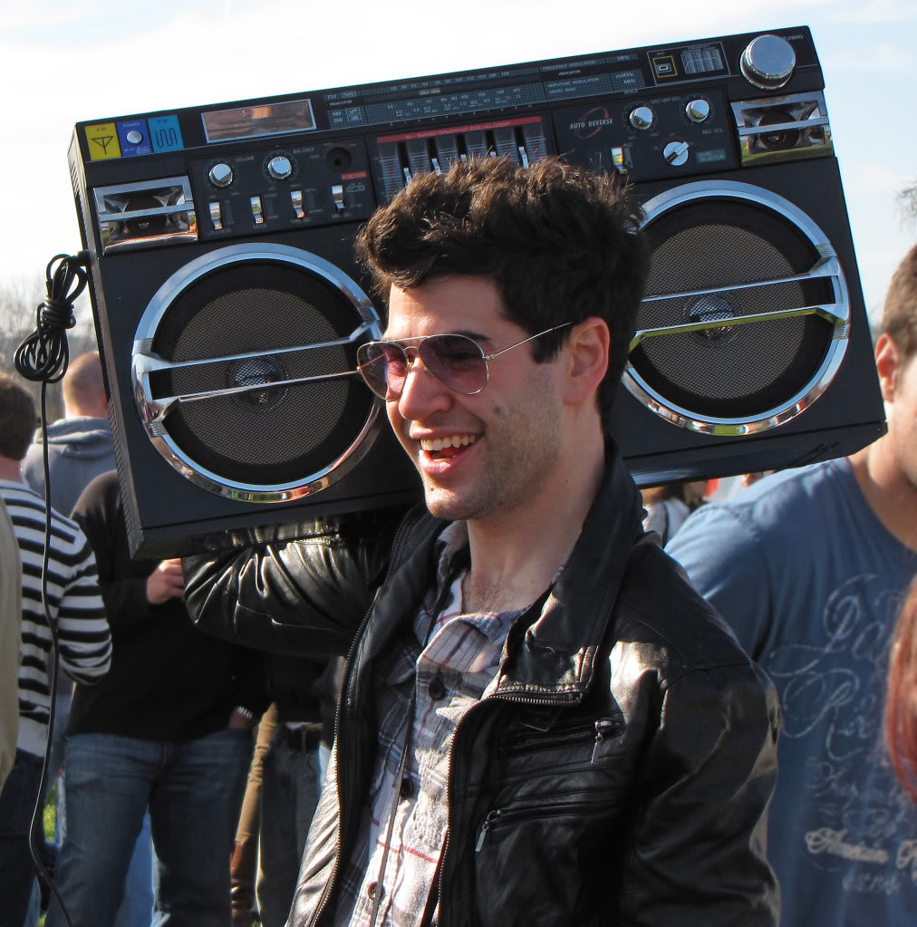 Boombox-guy.jpg
