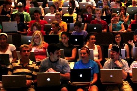 computers-and-lecture.jpg