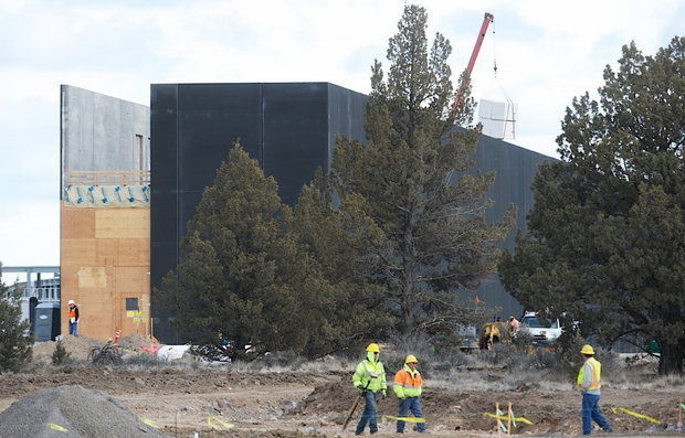 prineville_data_center.jpg