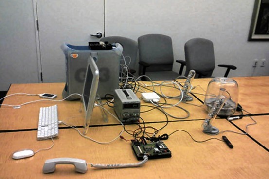 apple-iphone-room.jpg