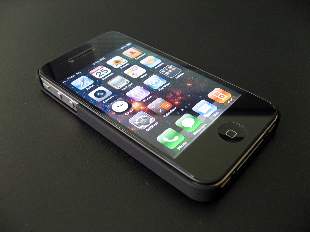 iphone4_cased.jpg