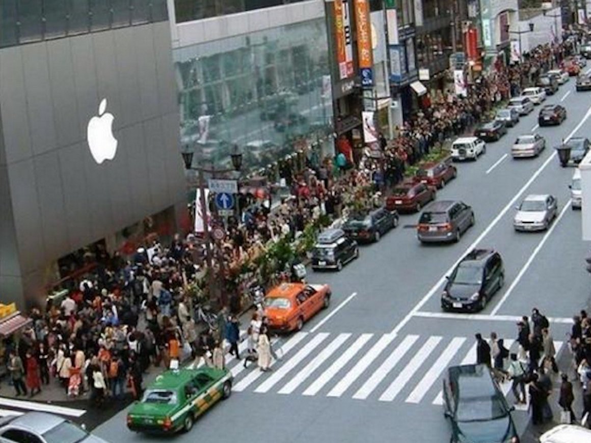 iphonelinestwitter-1.jpg
