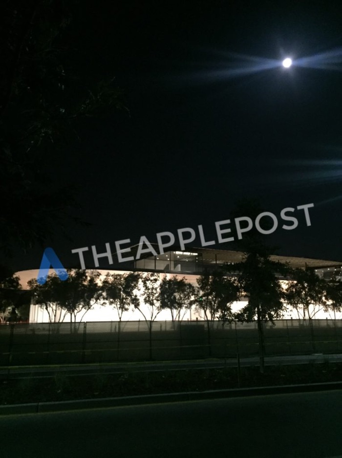 appleparkvisitorscenter2.jpg