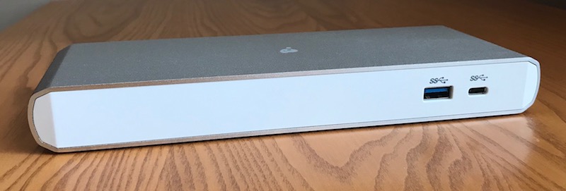 iogear_tb3_dock_front.jpg