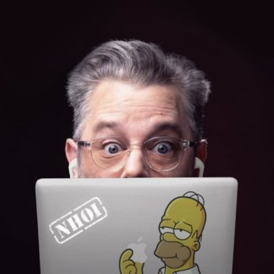 0JyVk5vF_400x400.jpg
