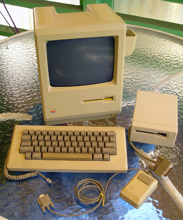 Mac512K_wb.jpg