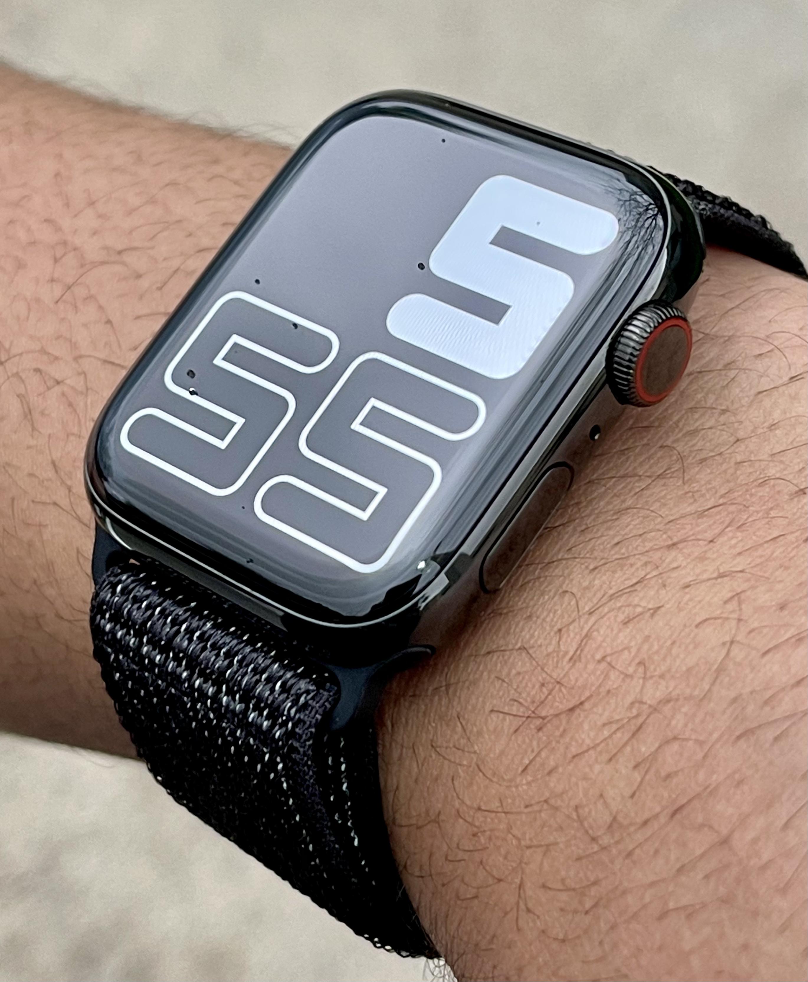 black sport loop