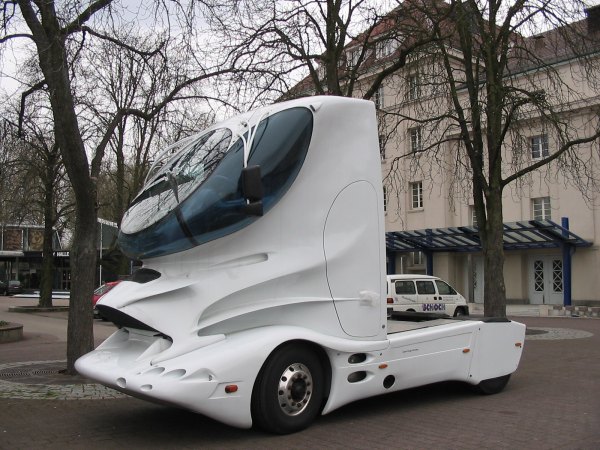 Colani-LKW.jpg