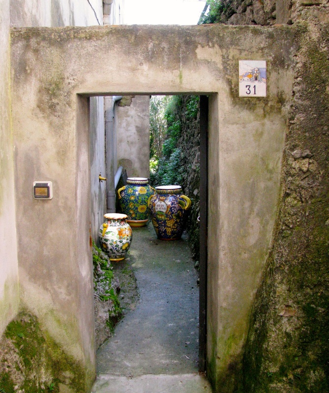 alleyurns.jpg