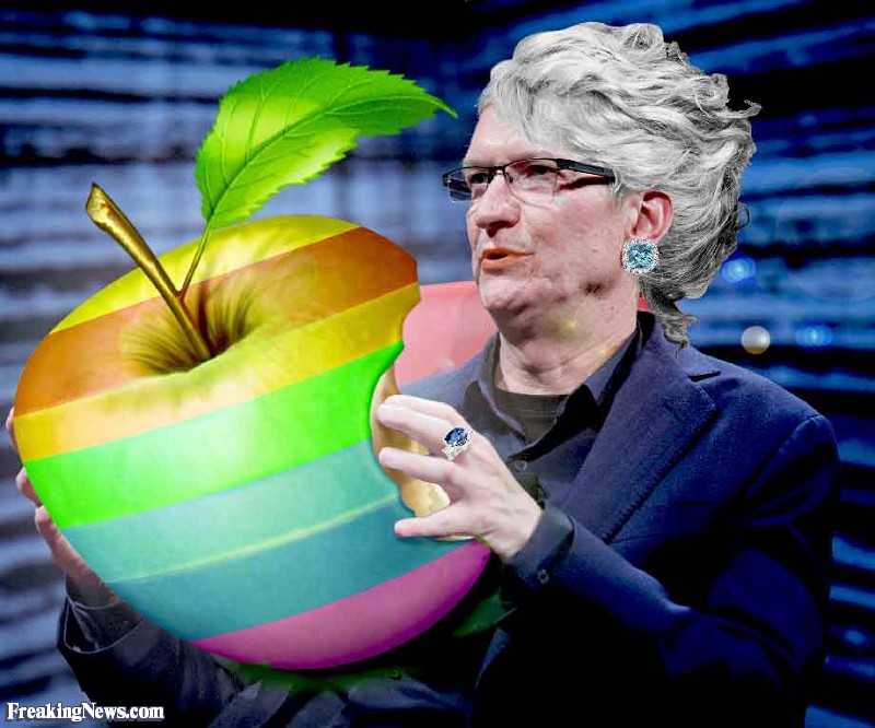 Tim-Cook-Biting-an-Apple--120859.jpg