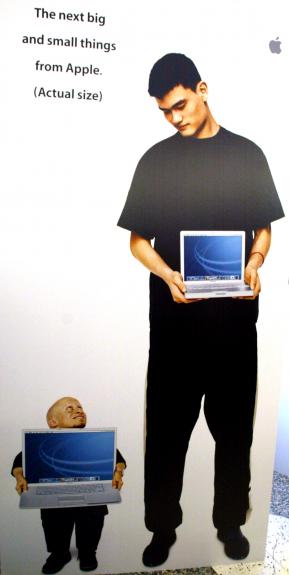 Verne-Troyer_11.jpg