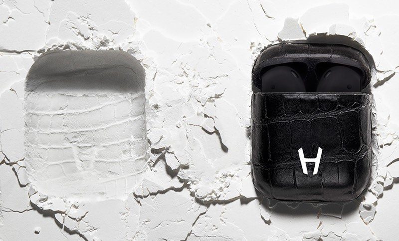 hadoroblackairpods3-800x483.jpg