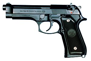 300px-M9-pistolet.jpg