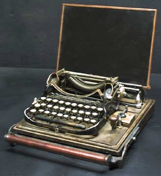SteampunkLaptop.jpg