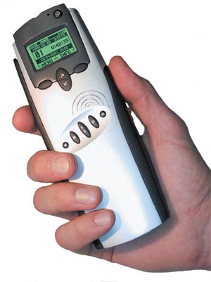 hh2inhand2.jpg