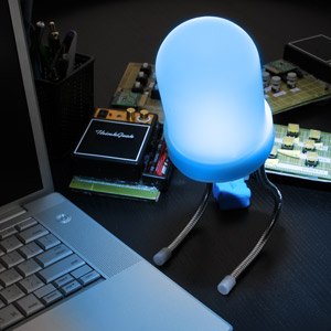 e89b_giant_led_lamp_ondesk.jpg