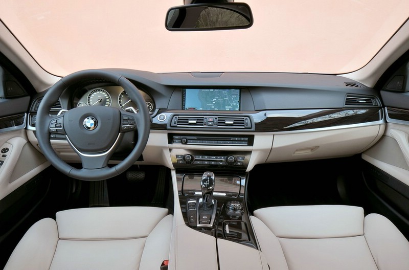 BMW-Active-Hybrid-5-Armaturenbrett.jpg